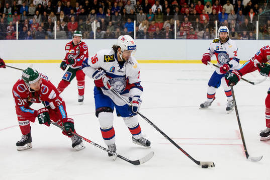 Norges Mats Zuccarello och Frölundas Nicklas Lasu