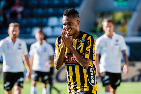Häckens Nasiru Mohammed reagerar