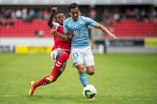 Malmö FFs Yoshimar Yotún och Kalmars Lumala Abdu