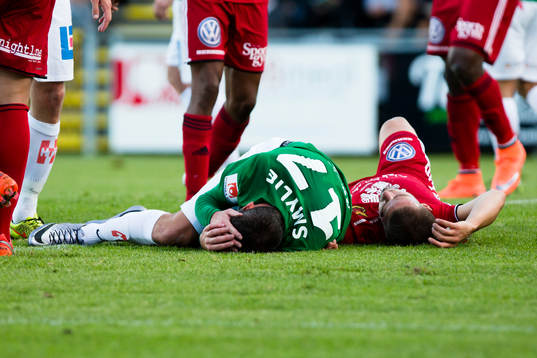 Jönköpings Daryl Smylie och Östersunds Douglas Bergqvist