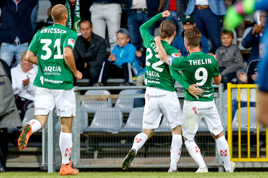 Jönköpings Tommy Thelin jublar