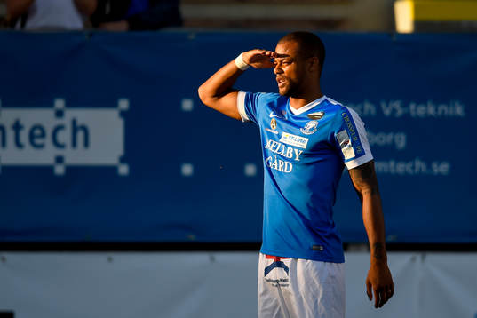 Trelleborgs Salif Camara Jönsson jublar