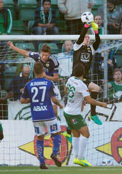 Hammarbys målvakt Ögmundur Kristinsson
