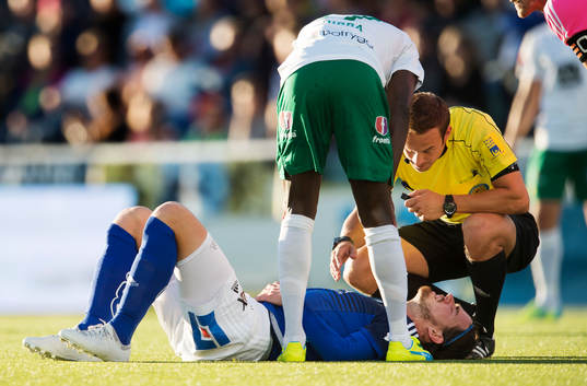 Hammarbys Pa Amat Dibba har knockat Sundsvalls Robin