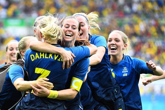 Bläddra bland fler bilder av OS 2016, Dag 11, Fotboll, Dam, Semifinal, Brasilien - Sverige