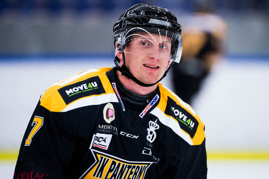 Panterns Filip Windlert värmer upp