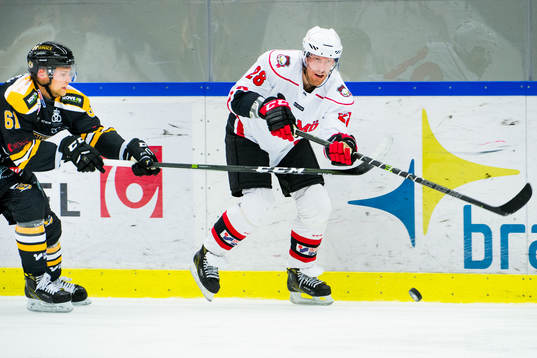 Panterns Martin Janolhs och Malmö Redhawks Jens Olsson