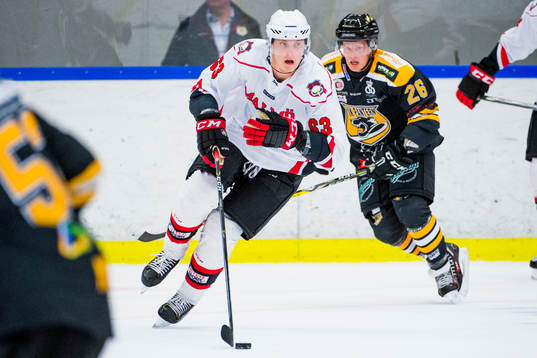 Malmö Redhawks Fredrik Händemark och Panterns Thom