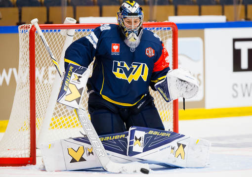 s målvakt Linus Söderström