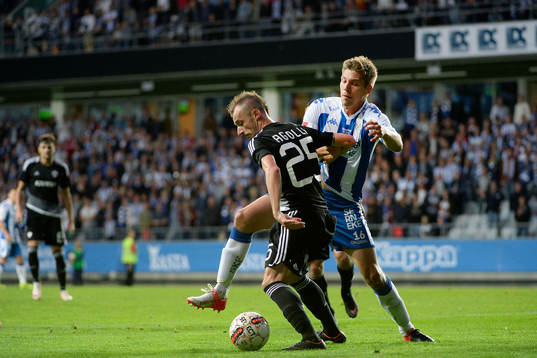 Qarabags Ansi Agolli och IFK Göteborgs Mikael Boman