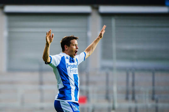 IFK Göteborgs Mads Albeck jublar