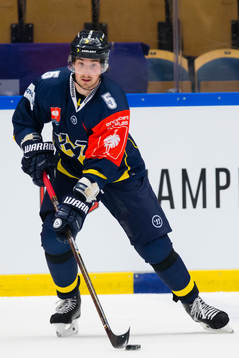 s Adam Almquist