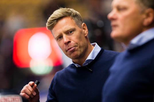 s assisterande tränare Nicklas Rahm och assisterande