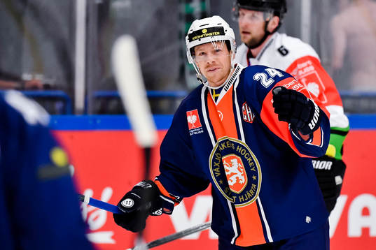 Växjös Joakim Hillding jublar