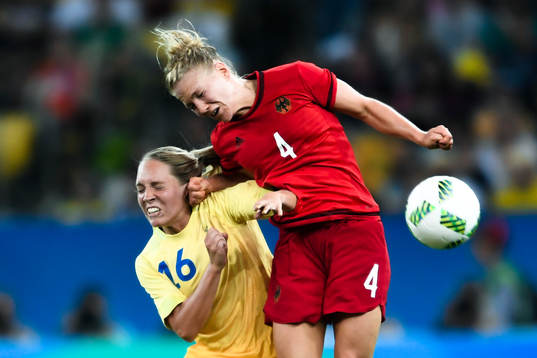 Sveriges Elin Rubensson och Tysklands Leonie Maier i