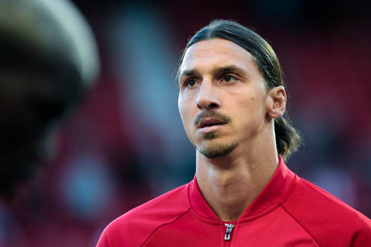 Manchester Uniteds Zlatan Ibrahimovic före fotbollsmatchen