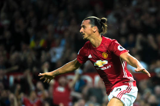 Manchester Uniteds  Zlatan Ibrahimovic jublar