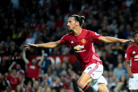 Manchester Uniteds  Zlatan Ibrahimovic jublar