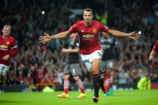 Manchester Uniteds Zlatan Ibrahimovic jublar
