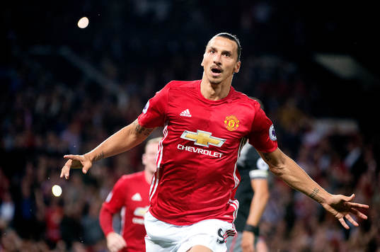Manchester Uniteds Zlatan Ibrahimovic jublar