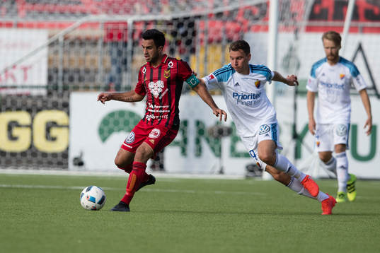 Östersunds Brwa Nouri mot Djurgårdens Haris Radetinac