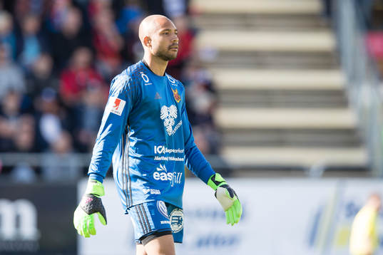 Östersunds målvakt Aly Keita