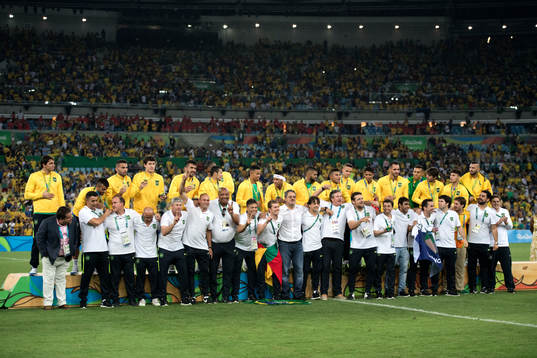 Det brasilianska laget med sina guldmedaljer