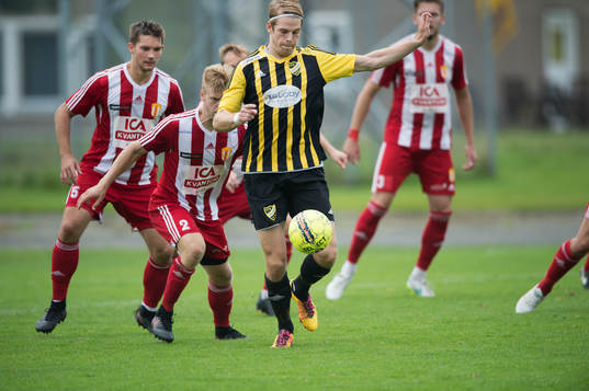 IFK Hässleholms Filip Ranmo i matchen i division 2 mellan