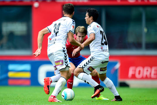 Kalmars Herman Hallberg och Romário Pereira Sipião och