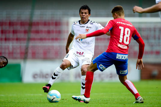 Kalmars Romário Pereira Sipião och Helsingborgs Jordan