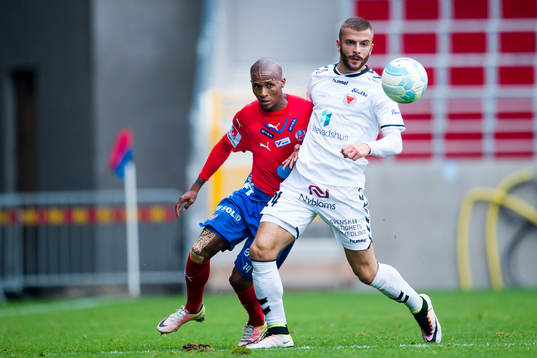 Helsingborgs Amethyst Bradley Ralani och Kalmars Filip