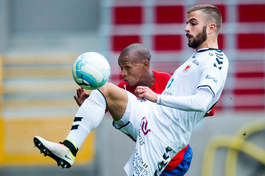 Helsingborgs Amethyst Bradley Ralani och Kalmars Filip