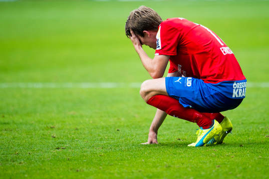 Helsingborgs Adam Eriksson deppar