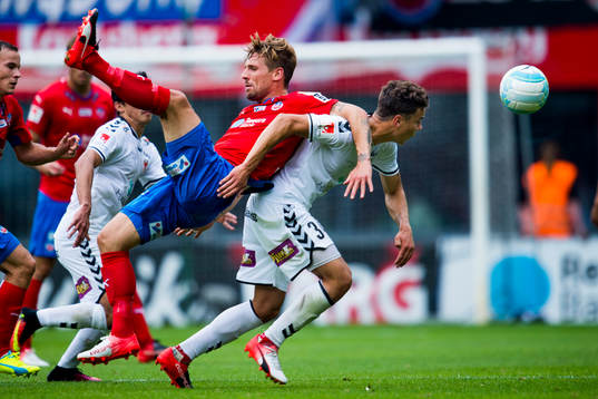 Helsingborgs Martin Christensen och Kalmars Herman Hallberg