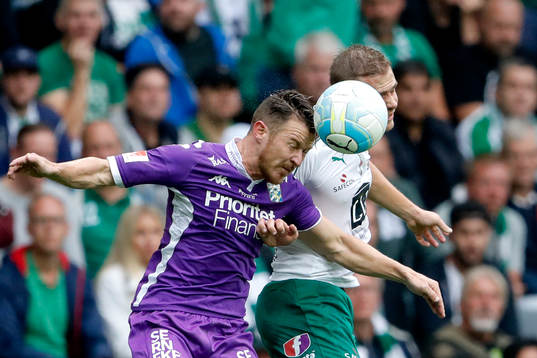IFK Göteborgs Scott Jamieson och Hammarbys Erik Israelsson