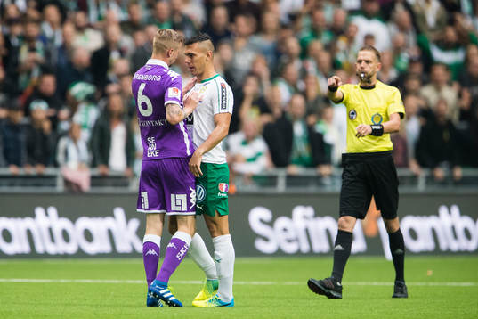 IFK Göteborgs Sebastian Eriksson och Hammarbys Alexssander
