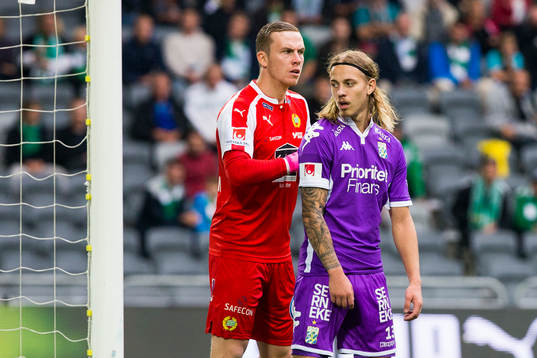 Hammarbys målvakt Ögmundur Kristinsson och IFK Göteborgs