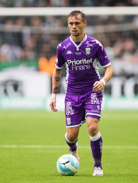 IFK Göteborgs Jakob Ankersen med bollen
