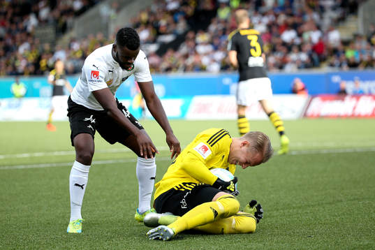 s målvakt Patrik Carlgren