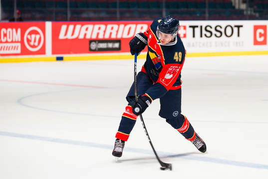 Djurgårdens David Bernhardt med ett skott