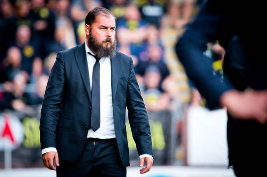Örebros tränare Alexander Axén deppar