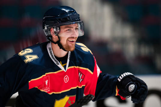 Djurgårdens Daniel Brodin jublar