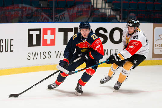 Djurgårdens Jonathan Davidsson och Rouen Dragons Adam