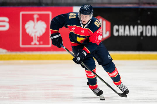 Djurgårdens Markus Ljungh med pucken