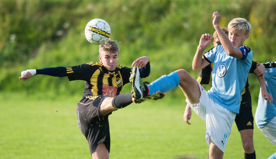 i matchen för pojkar födda 2000 mellan IFK Hässleholm