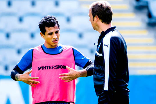 Malmö FFs Yoshimar Yotún i diskussion med tränare Allan