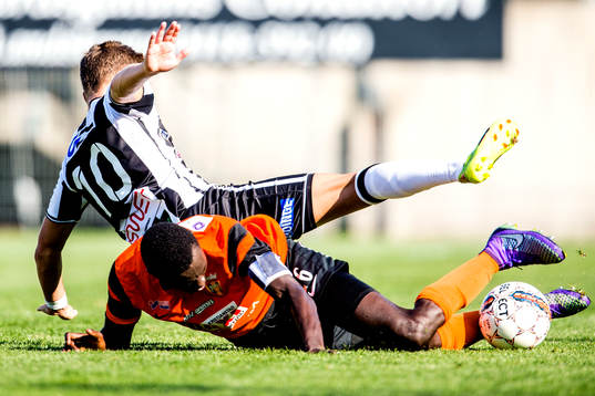 Kristianstads Mohammed Mbye och Landskronas Erik Pärsson i