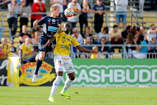 Gefles Martin Rauschenberg och Falkenbergs Hakeem Araba