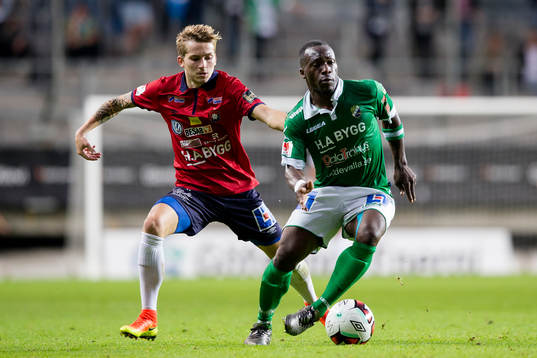 Örgrytes Andreas Östling mot Ljungskiles Ahmed Suleiman