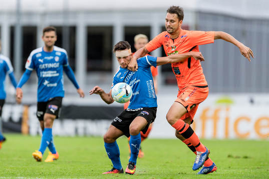 Halmstads Sead Haksabanovic och Varbergs Peter Nyström